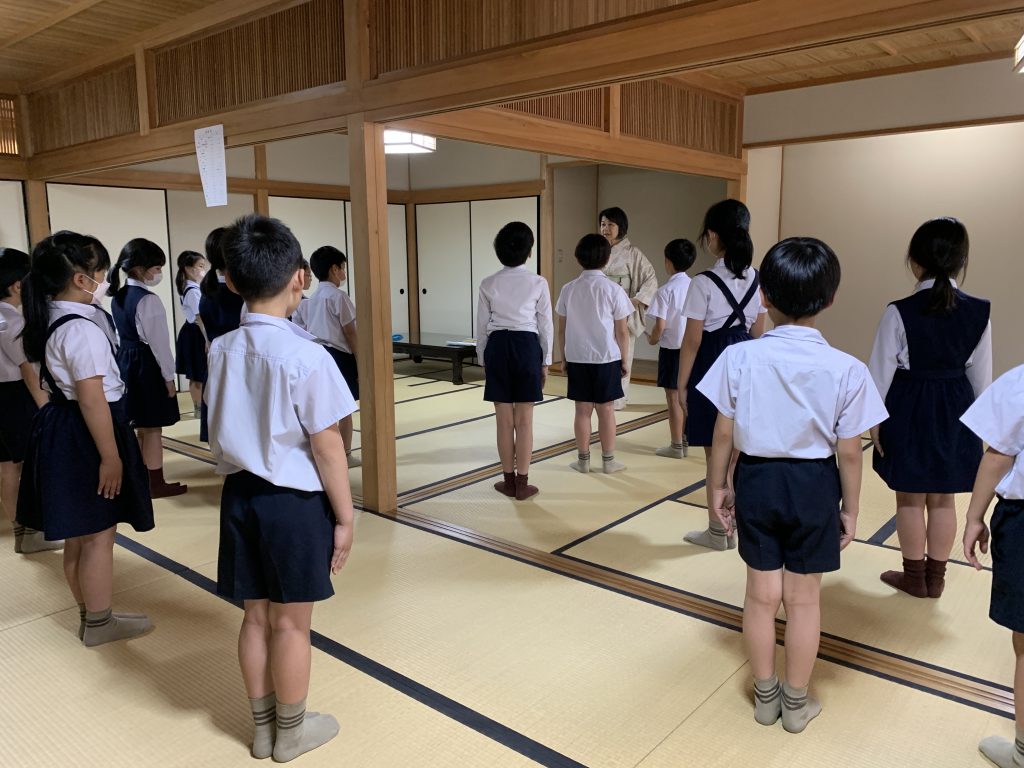 138期3年礼法 | 追手門学院小学校